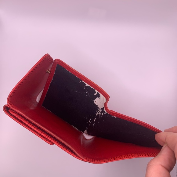 Louis Vuitton Red Epi Trifold Wallet and Coin Pouch - Picture 10 of 17